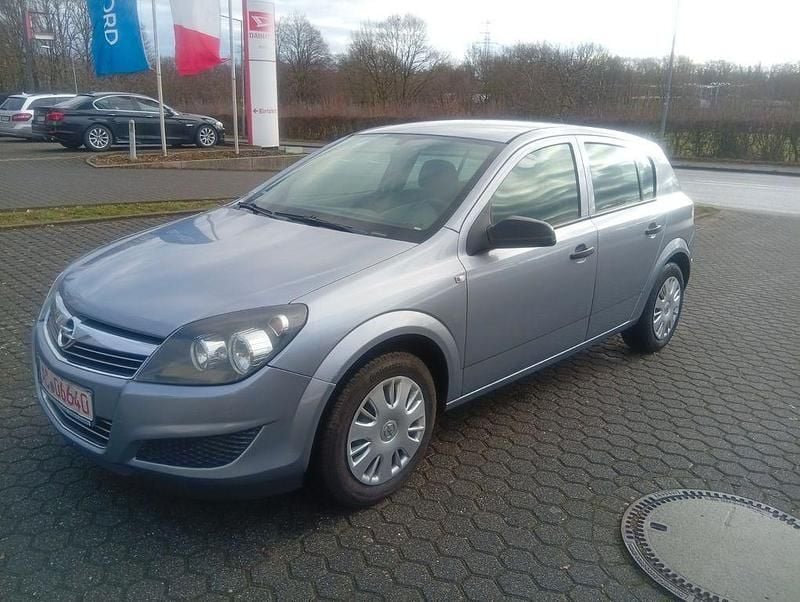 Gebraucht Opel Astra Cosmo 105 PS (77 kW) 2007 Grau Limousine