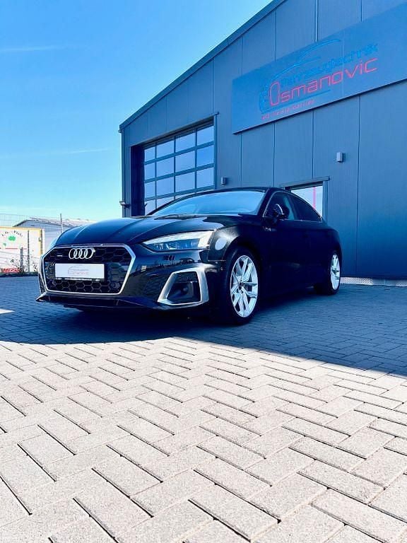 Schwarz Gebraucht 2023 Audi A5 Sportback Sport Limousine | 39.990 € (Guter Preis) - Bild 1/4