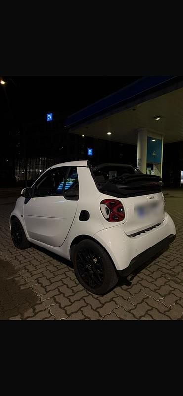 Gebraucht Smart ForTwo Cabrio 90 PS (66 kW) 2016 Weiß Cabrio