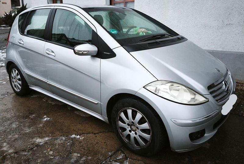 Gebraucht Mercedes A180 Elegance 109 PS (80 kW) 2008 Silber Limousine