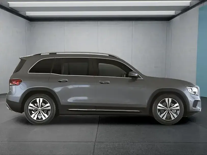 Gebraucht Mercedes GLB200 150 PS (110 kW) 2022 Grau SUV