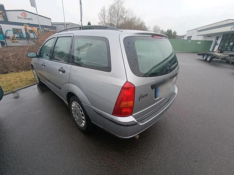 Gebraucht Ford Focus 101 PS (74 kW) 2004 Kombi