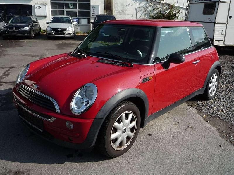 Chili red Gebraucht 2004 Mini ONE Kleinwagen | 2.999 € (Fairer Preis) - Bild 1/4