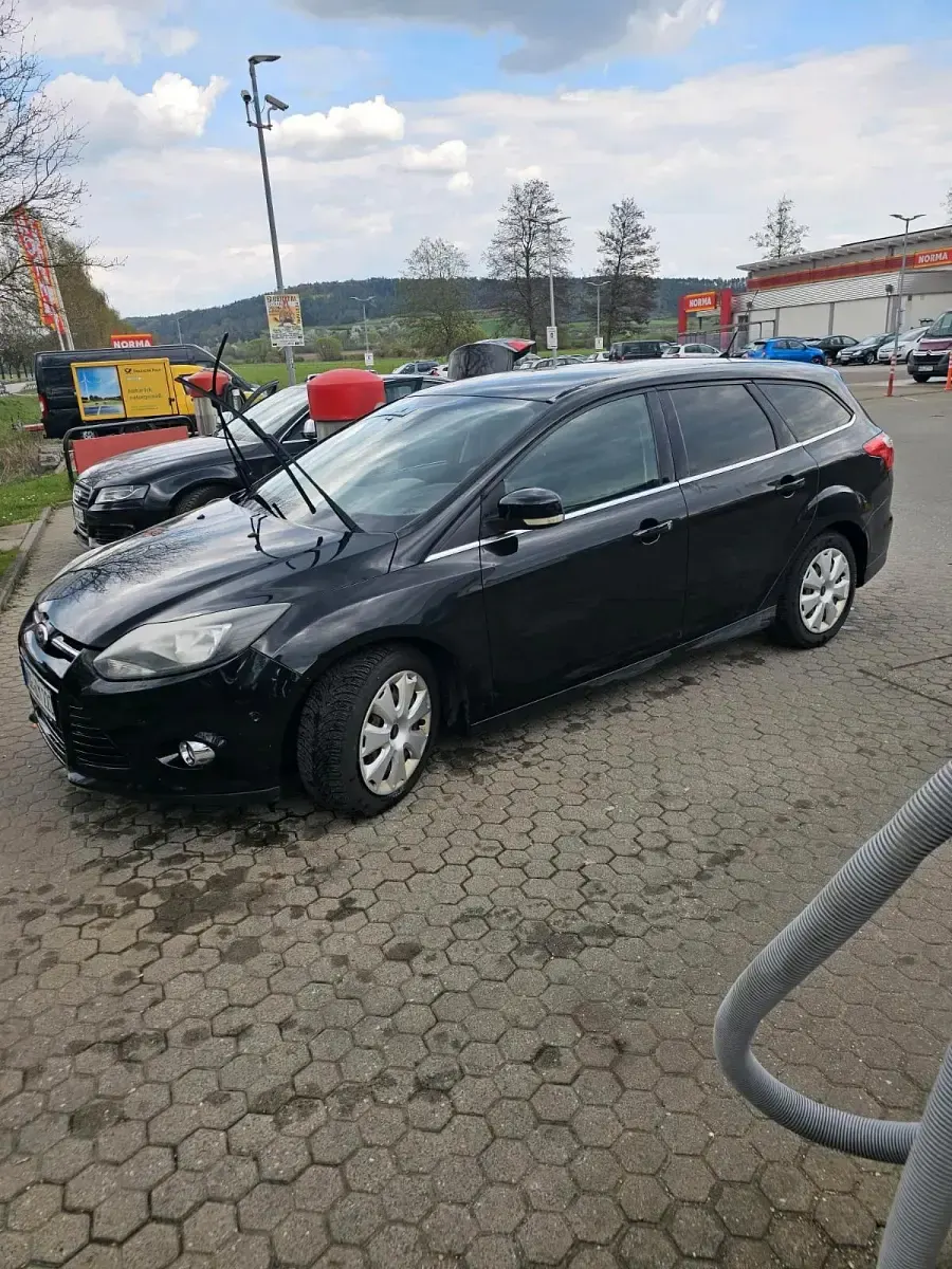 Gebraucht Ford Focus 150 PS (110 kW) 2012 Schwarz Kombi