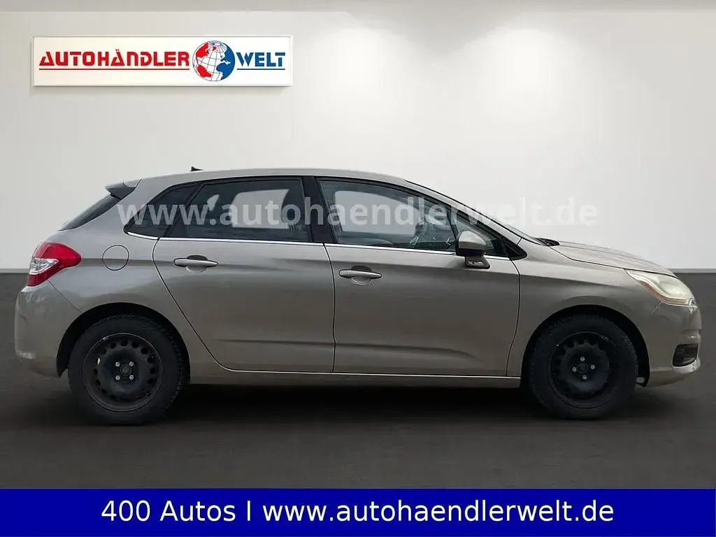 Gebraucht Citroën C4 SELECTION 120 PS (88 kW) 2011 Beige Limousine