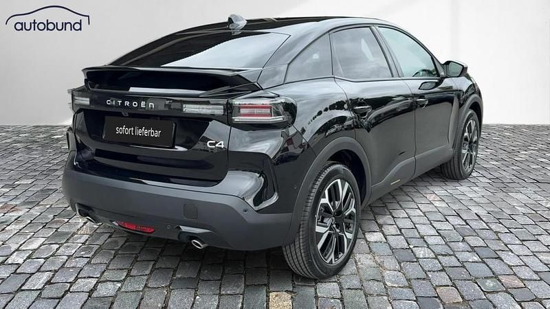 Neu Citroën C4 131 PS (96 kW) 2025 Schwarz SUV