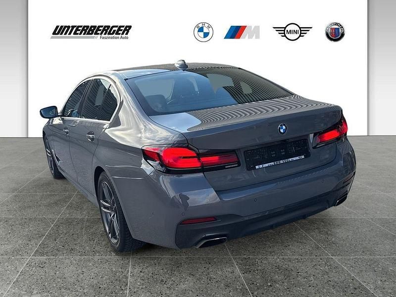 Gebraucht BMW 530 Performance 286 PS (210 kW) 2022 Grau Limousine
