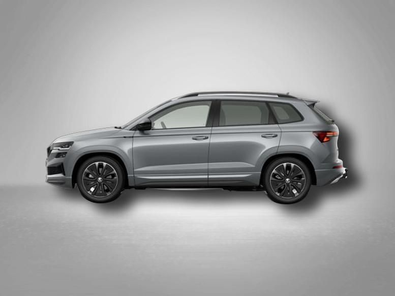 Neu Skoda Karoq SportLine 190 PS (139 kW) 2025 Brilliant silber metallic SUV