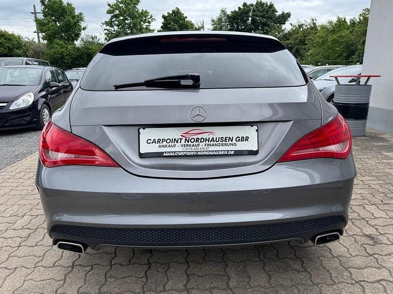 Gebraucht Mercedes CLA200 Shooting Brake AMG 136 PS (100 kW) 2016 Grau Kombi