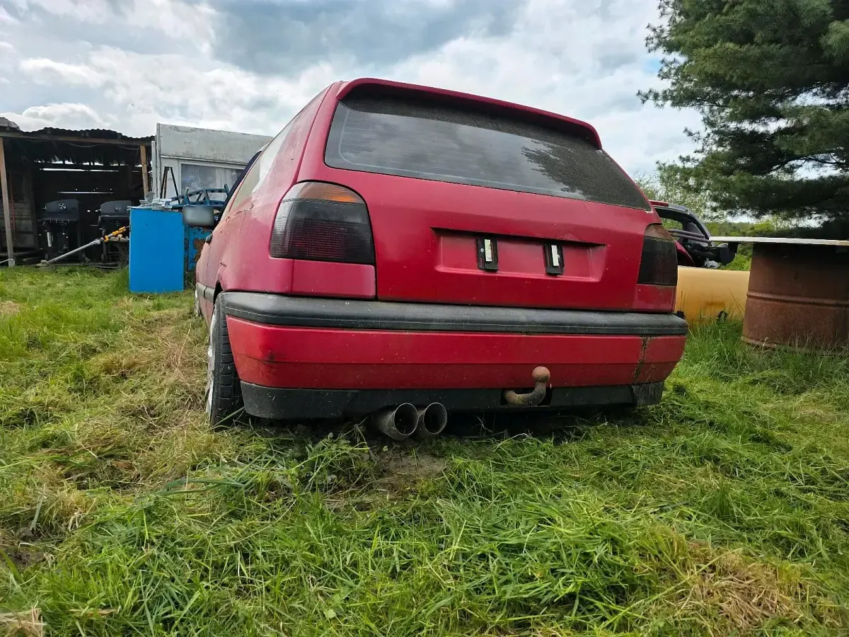 Gebraucht VW Golf 90 PS (66 kW) 1992 Rot Coupé