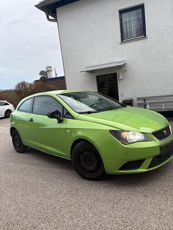 Gebraucht Seat Ibiza 69 PS (50 kW) 2012 Grün Kleinwagen