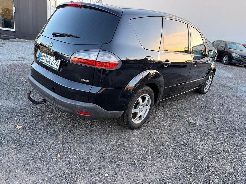 Schwarz Gebraucht 2007 Ford S-MAX S Van / Kleinbus | 1.800 € (Guter Preis) - Bild 1/4