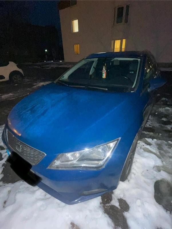 Blau Gebraucht 2016 Seat Leon ST Kombi | 8.300 € (Fairer Preis) - Bild 1/4
