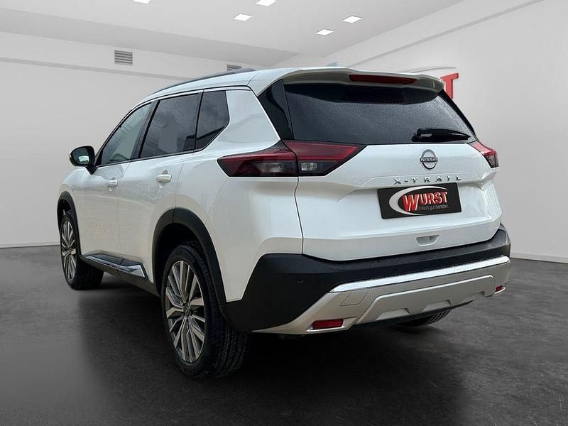 Neu Nissan X-Trail Tekna+ 163 PS (119 kW) 2026 Weiß SUV