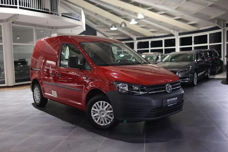 Kirschrot Gebraucht 2016 VW Caddy Van / Kleinbus | 10.980 € - Bild 1/4