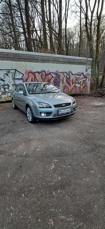 Silber Gebraucht 2007 Ford Focus Cabriolet Cabrio | 500 € (Superpreis) - Bild 1/4