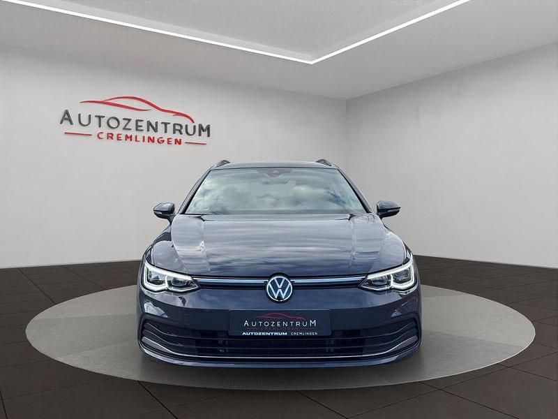 Gebraucht VW Golf VIII Style 150 PS (110 kW) 2022 Grau Kombi