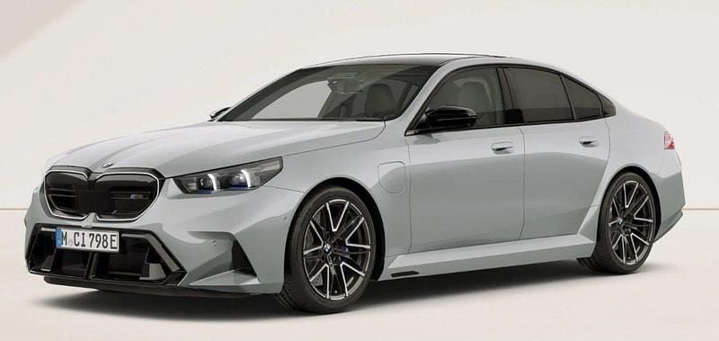 Neu BMW M5 M Sport 727 PS (534 kW) 2026 Grau Limousine