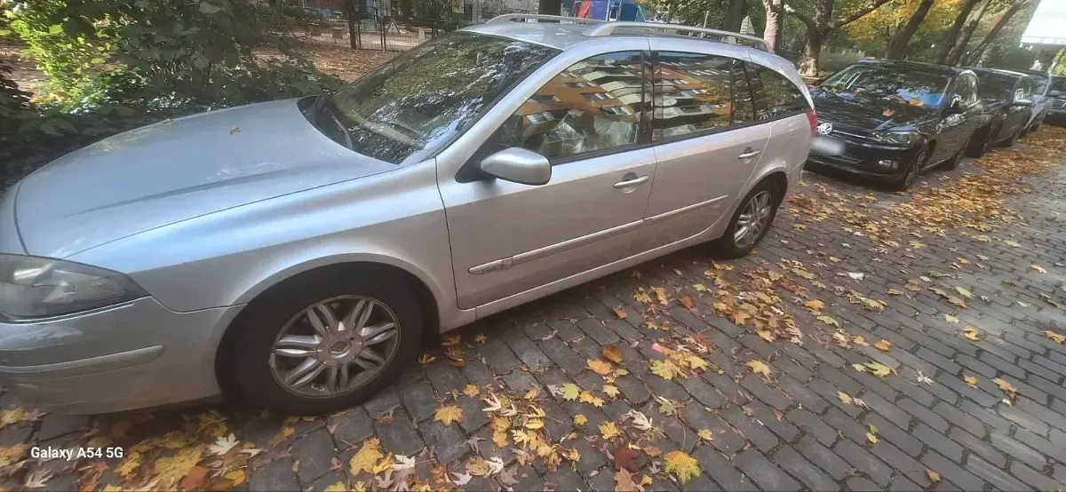 Gebraucht Renault Laguna II 135 PS (99 kW) 2005 Silber Kombi