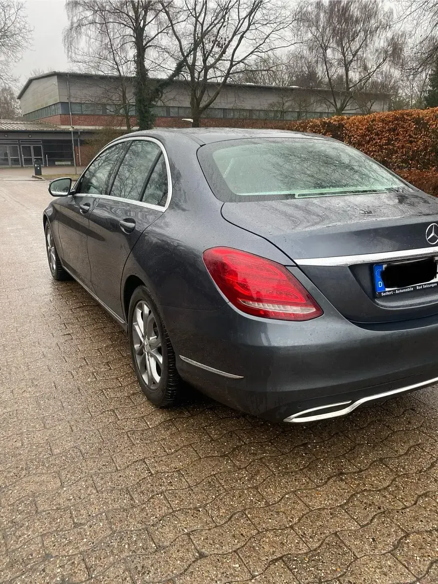 Gebraucht Mercedes C220 170 PS (125 kW) 2014 Grau Limousine