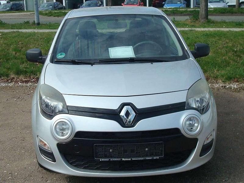 Second-hand Renault Twingo Expression 75 CP (55 kW) 2013 Gri Hatchback