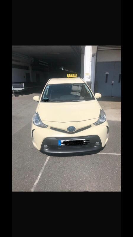 Weiß Gebraucht 2020 Toyota Prius+ Plus Van / Kleinbus | 20.999 € (Fairer Preis) - Bild 1/4
