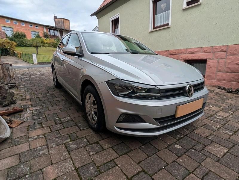 Grau Gebraucht 2019 VW Polo Kleinwagen | 10.800 € (Superpreis) - Bild 1/4