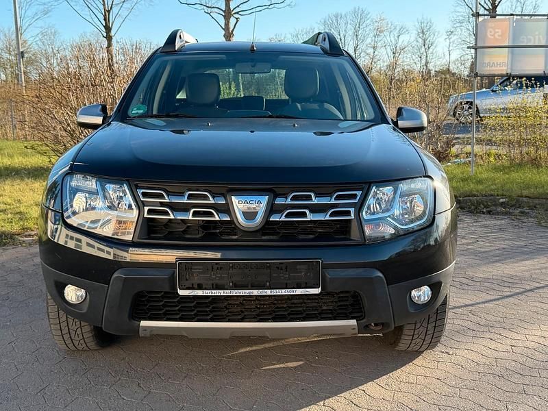 Gebraucht Dacia Duster Prestige 105 PS (77 kW) 2014 Schwarz SUV