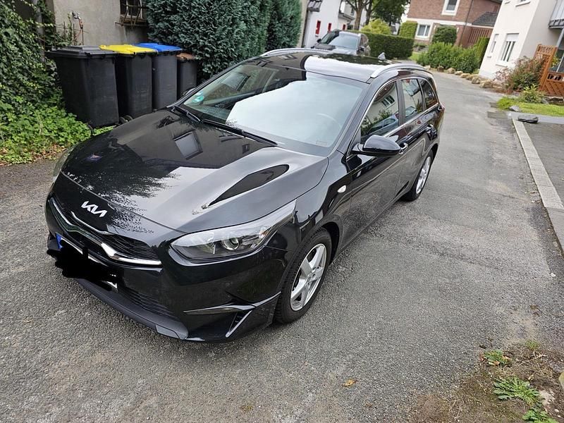 Schwarz Gebraucht 2021 Kia Ceed 2 Kombi | 19.800 € (Fairer Preis) - Bild 1/4