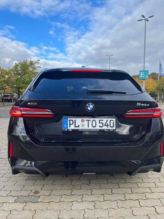 Schwarz Neu 2025 BMW 540 M Sport Kombi | 78.000 € (Fairer Preis) - Bild 1/4