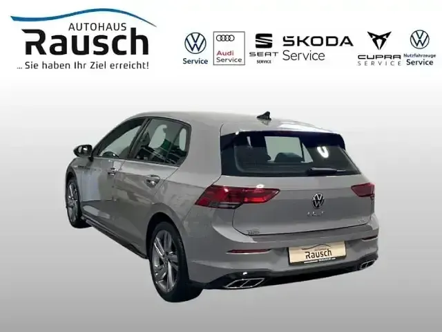 Gebraucht VW Golf VIII R-line 131 PS (96 kW) 2024 Grau Limousine