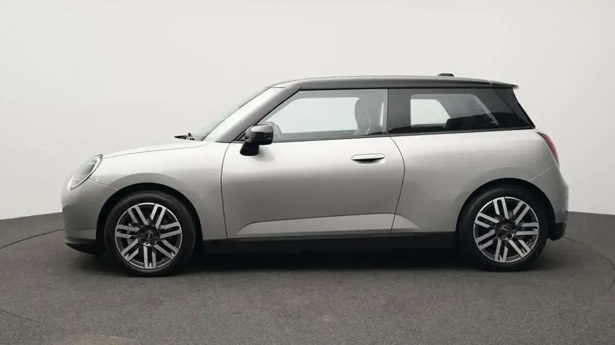 Gebraucht Mini Cooper Classic 135 kW (184 PS) 2025 Grau Kleinwagen