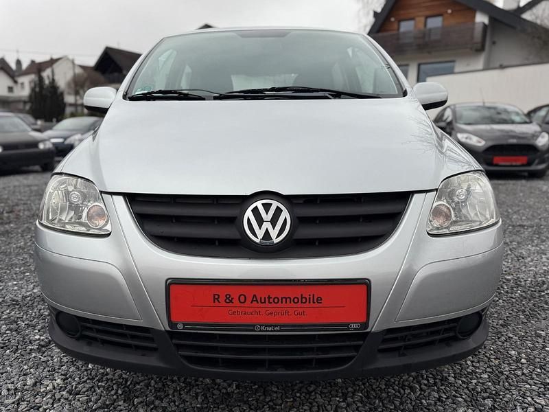 Gebraucht VW Fox 60 PS (44 kW) 2011 Silber Kleinwagen