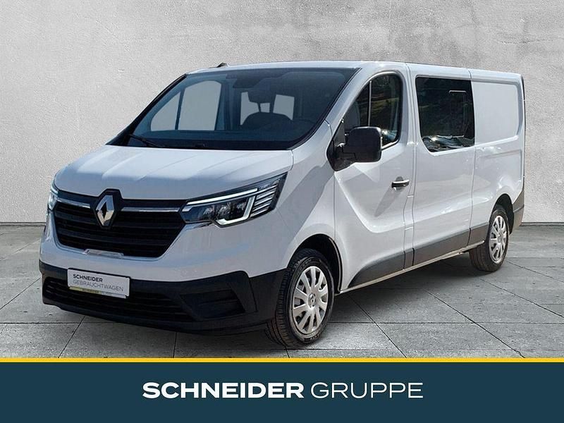 Gebraucht Renault Trafic Komfort 131 PS (96 kW) 2022 Weiß Van / Kleinbus