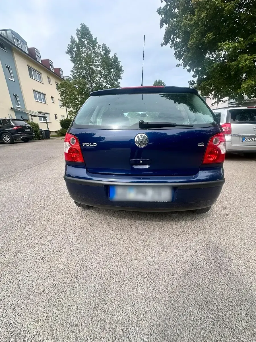 Gebraucht VW Polo 64 PS (47 kW) 2003 Blau Kleinwagen