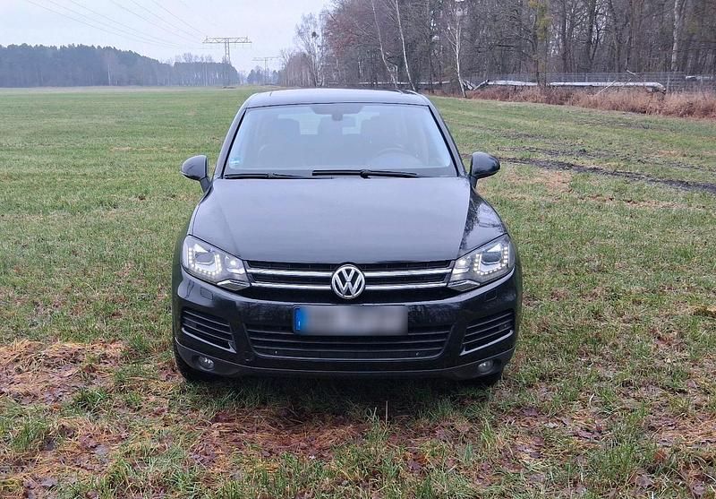 Schwarz Gebraucht 2011 VW Touareg SUV | 8.750 € (Guter Preis) - Bild 1/4