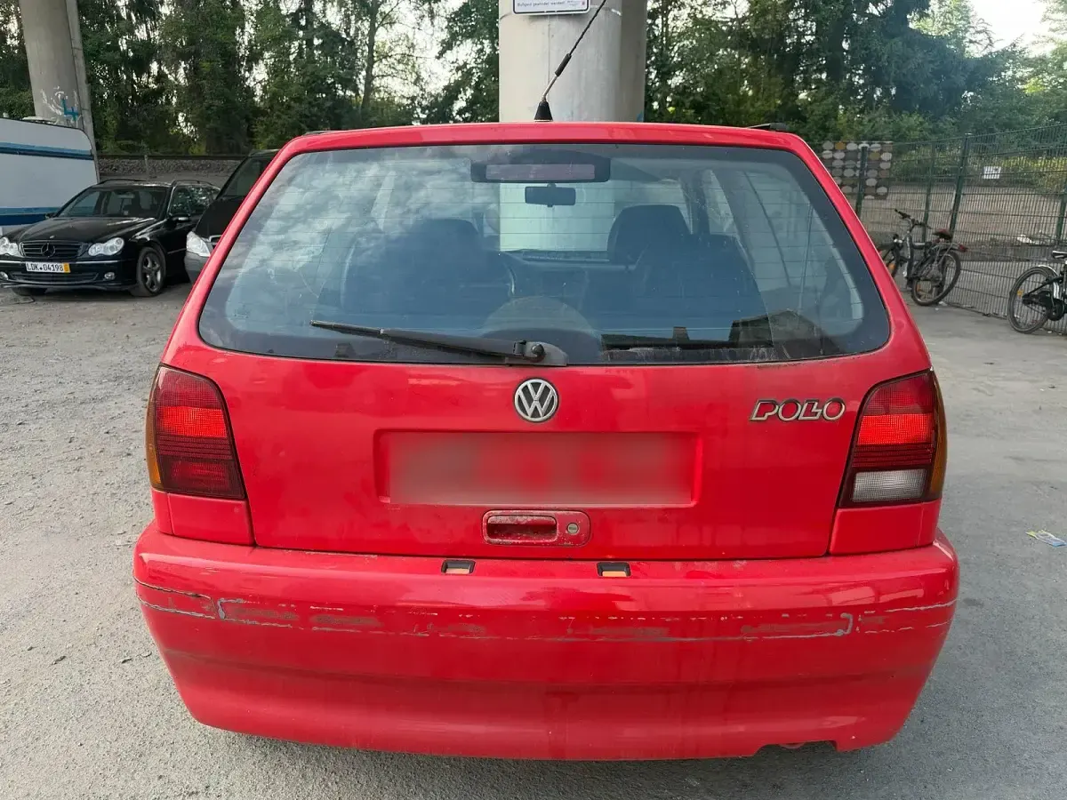 Gebraucht VW Polo 75 PS (55 kW) 1997 Rot Kleinwagen