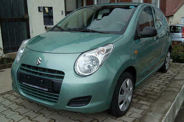 Grün metallic Gebraucht 2009 Suzuki Alto Kleinwagen | 6.900 € - Bild 1/4