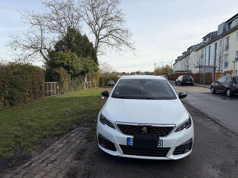Gebraucht Peugeot 308 SW GT-line 131 PS (96 kW) 2018 Weiß Kombi