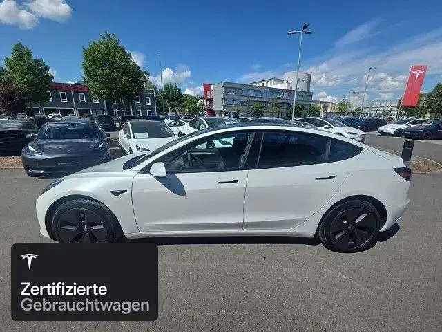 Gebraucht Tesla Model 3 RWD 283 kW (385 PS) 2023 Weiß Limousine