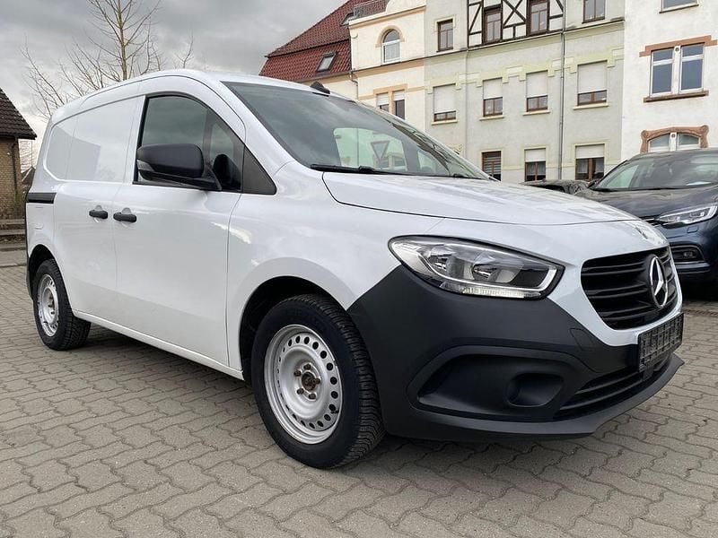 Gebraucht Mercedes Citan 108 75 PS (55 kW) 2022 Weiß Van / Kleinbus