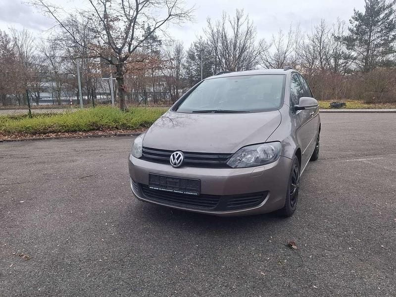 Gebraucht VW Golf VII Trendline 105 PS (77 kW) 2012 Kaschmirbraun metallic Kleinwagen