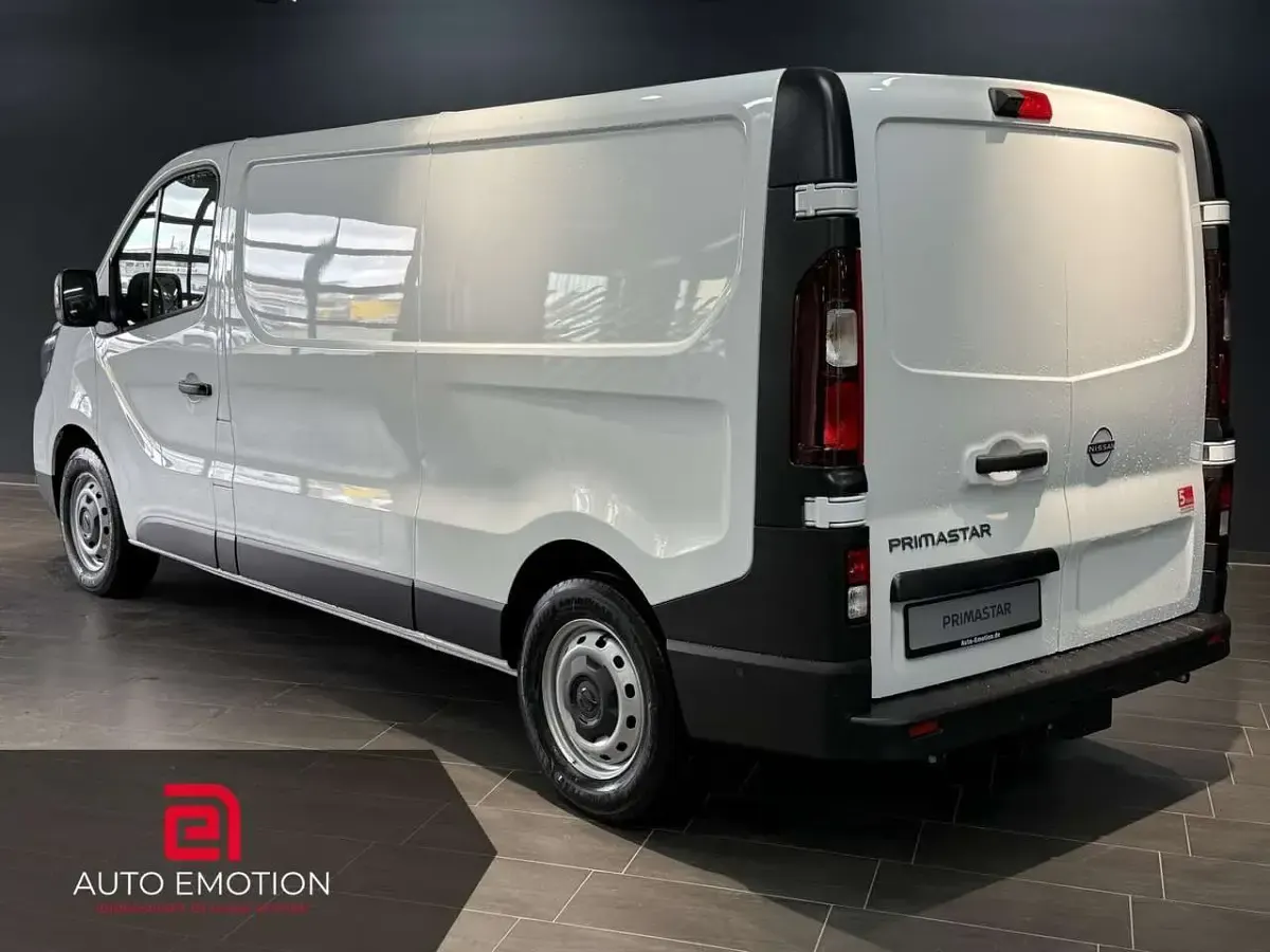 Neu Nissan Primastar N-Connecta 131 PS (96 kW) 2026 Weiß Van / Kleinbus