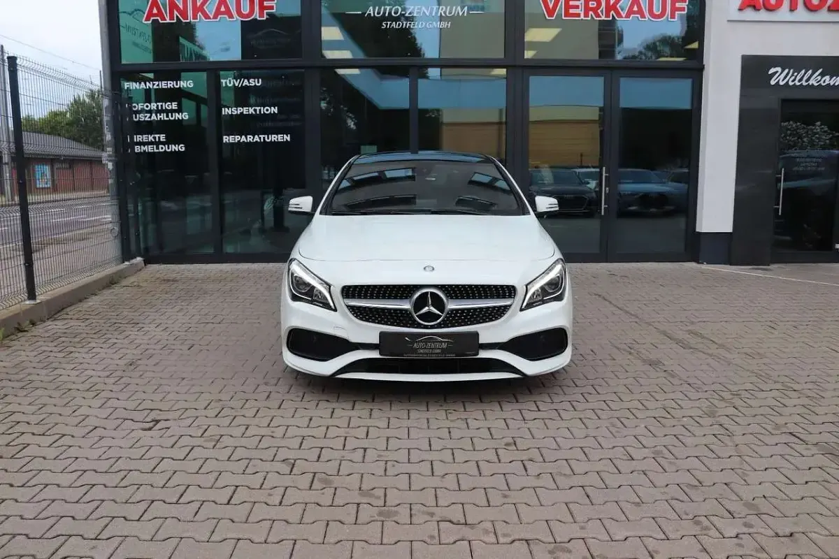 Gebraucht Mercedes CLA200 AMG 156 PS (114 kW) 2017 Calcitweiss/zirrusweiss Kombi