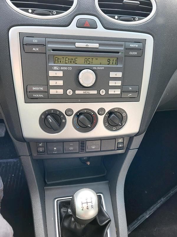 Gebraucht Ford Focus 2006 Silber Kombi