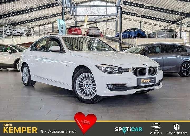 Gebraucht BMW 316 136 PS (100 kW) 2013 Weiß Limousine