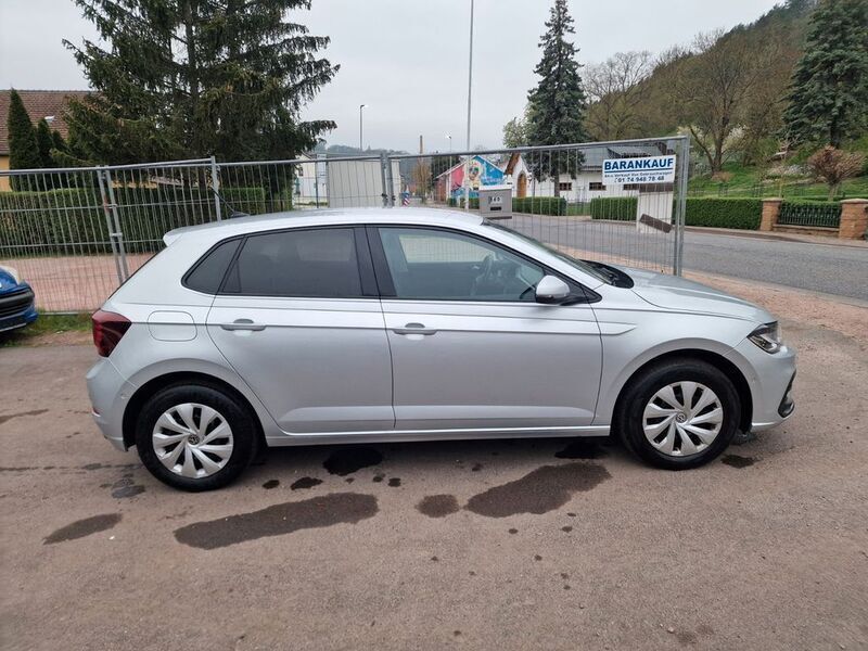 Gebraucht VW Polo Life 90 PS (66 kW) 2022 Silber Limousine