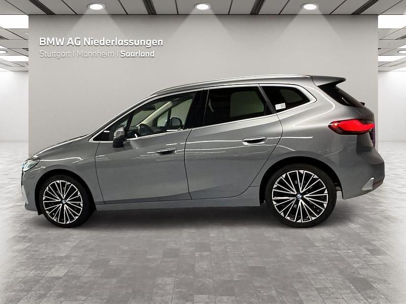 Gebraucht BMW 223 Active Tourer Sport Line 204 PS (150 kW) 2022 Grau Van / Kleinbus