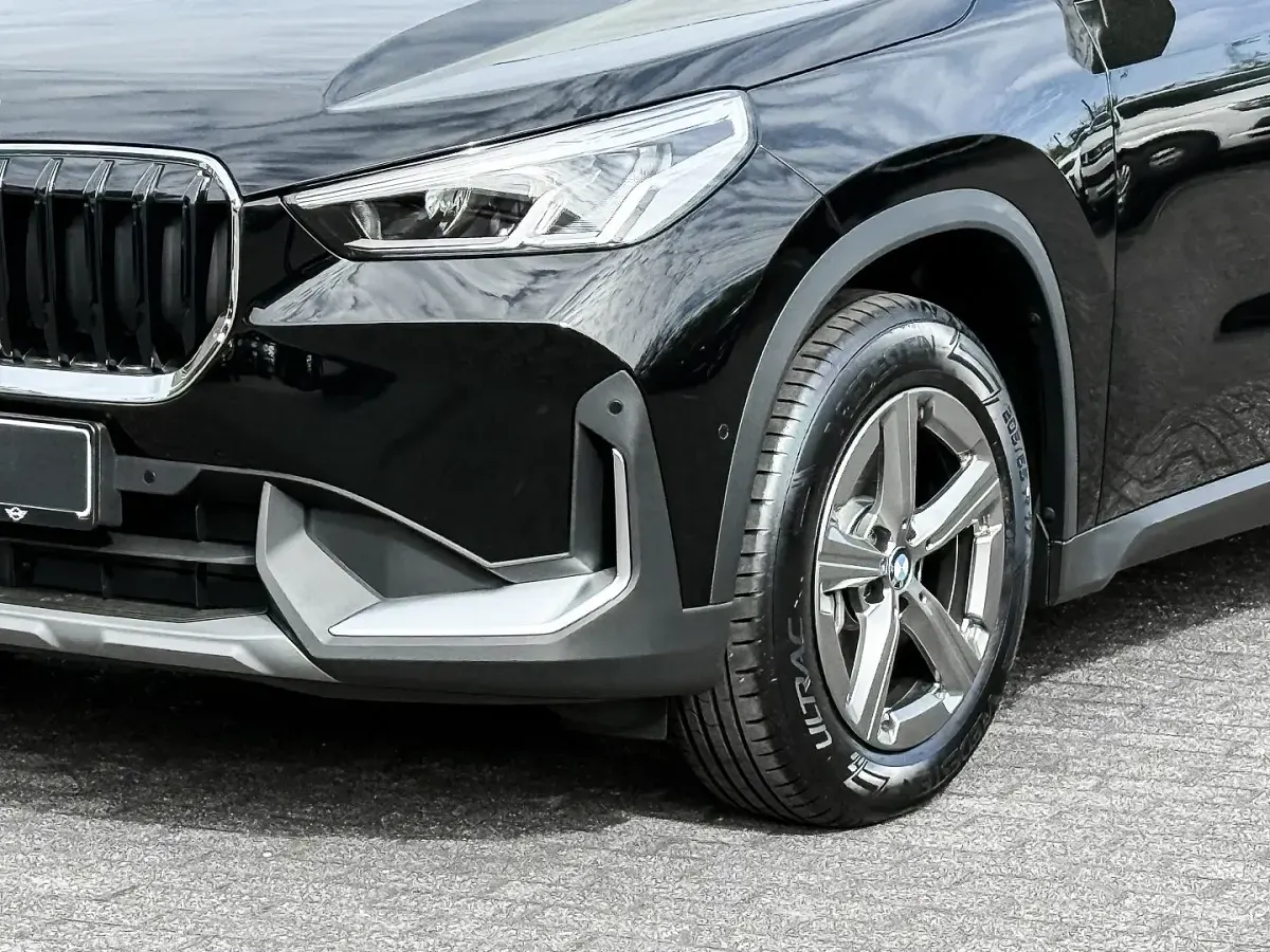 Neu BMW X1 150 PS (110 kW) 2026 Schwarz uni SUV