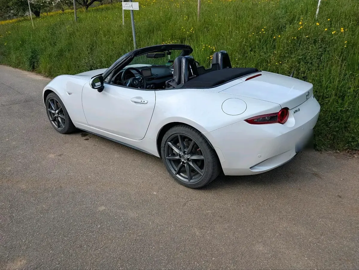 Gebraucht Mazda MX5 Sports-Line 160 PS (117 kW) 2018 Weiß Cabrio